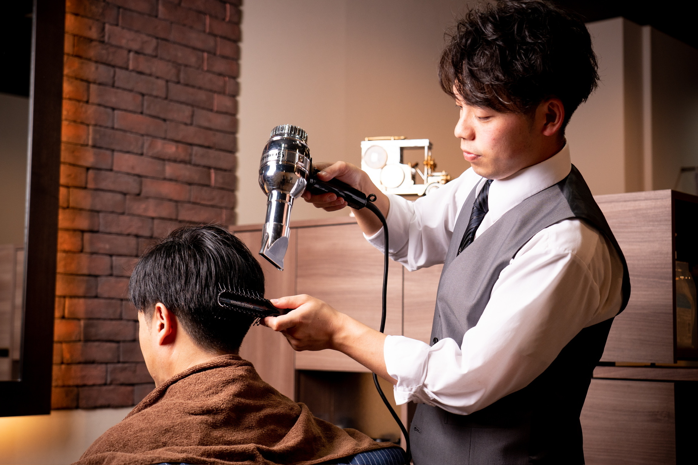 BARBER LUANES ヘアセット風景画像