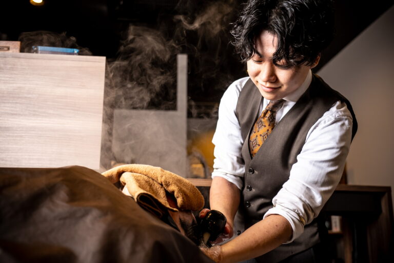 BARBER LUANES シャンプー風景画像